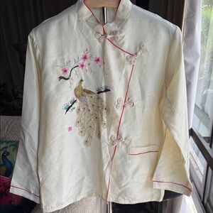 Vintage white silk blouse with Chinese peacock embroidery and a mandarin collar